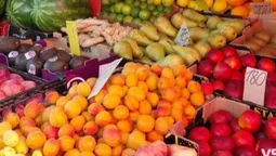 Сезон фруктів у розпалі: які ціни на ринках Луцька (фото)