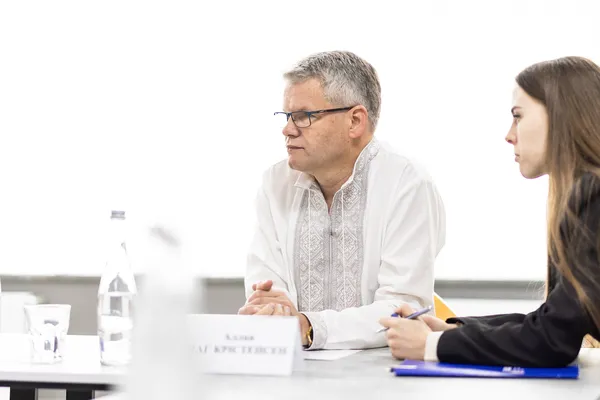 «Це не лише про те, що на тарілці», – Олена Зеленська похвалила реформу шкільного харчування на Волині