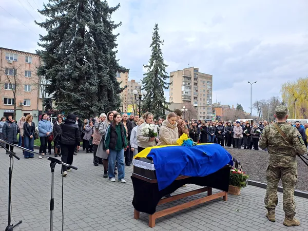 На Волині попрощалися із Захисником Максимом Сущуком (фото)