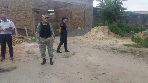 Стало відомо, чому смердить на 33-му і 40-му районах Луцька (фото, відео)