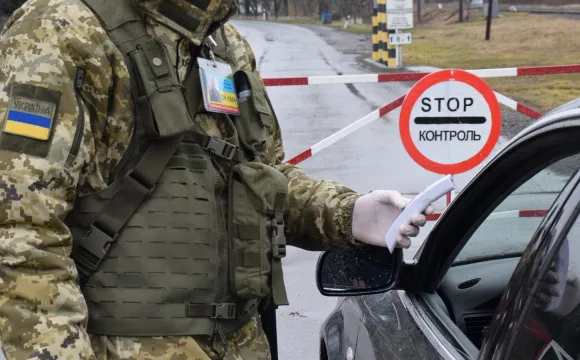 Непридатним до військової служби держслужбовцям теж не можна виїжджати за кордон, – ДПСУ