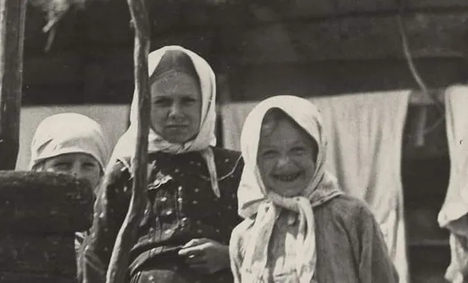 Посмішки з минулого: яким було дитинство на Поліссі в 1920-х (ретрофото)
