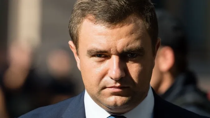 Державна зрада: колишнього «слугу народу» Ковальова оголосили у розшук (відео)