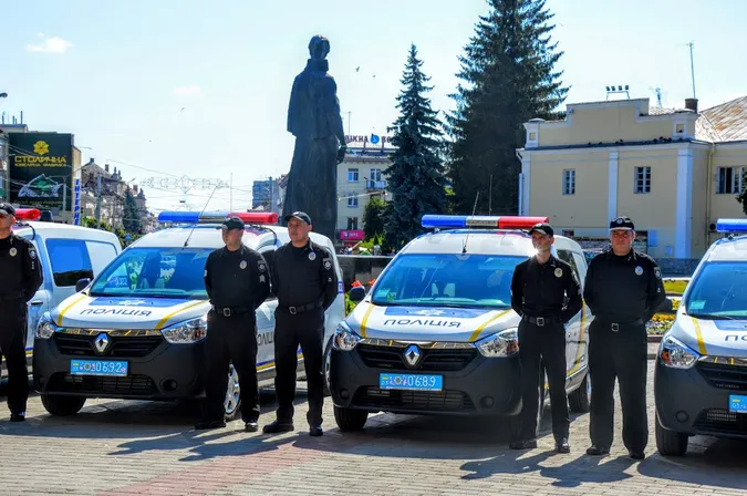 У Луцьку і Ковелі триває набір патрульних