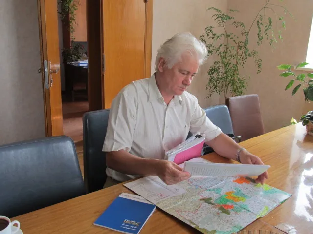 Чаруків вирішує, до якої тергромади приєднатися  
