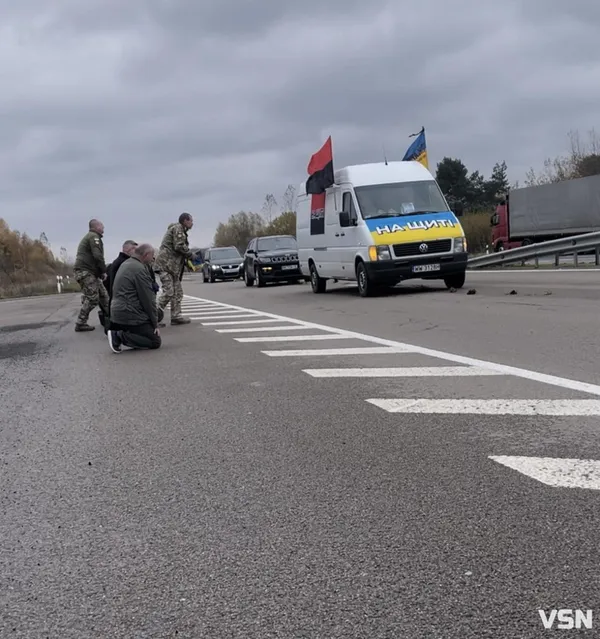 На Волині попрощались із загиблим Героєм Костянтином Карабаджаком (фото)