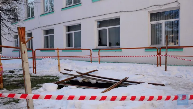 Це може бути частина підземних ходів, – археологи про провалля біля міськради у Володимирі