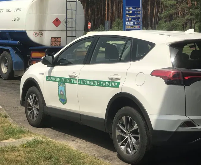 Волинські екоінспектори перевірили Ковельські та Камінь-Каширські «заправки» (фото)