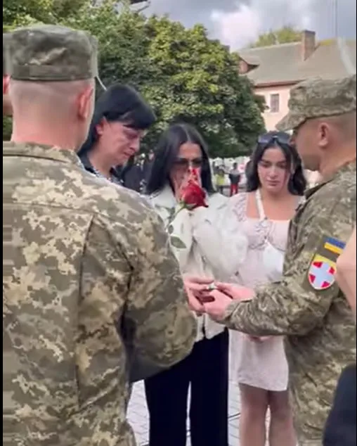 У Ковелі рідним трьох загиблих Героїв вручили їхні посмертні державні нагороди (відео)