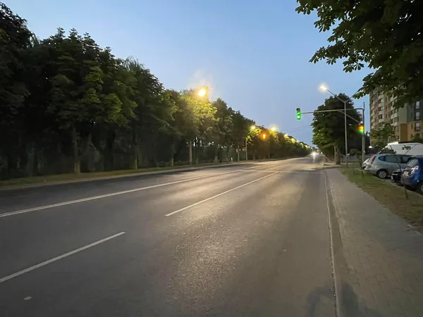 На Набережній в Луцьку облаштували LED-освітлення (фото, відео)