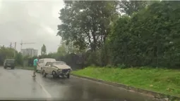 На Чорновола в Луцьку – аварія: «ВАЗ» влетів у «рено» (фото)