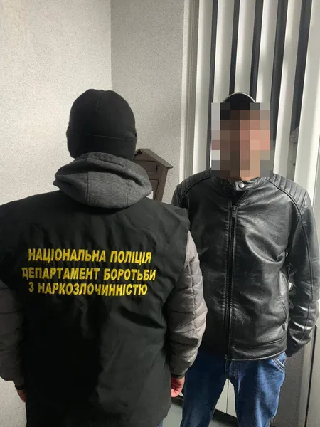 У Луцьку затримали наркоторговця з Хмельниччини (фото)