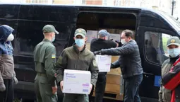 Українські прикордонники отримали від ЄС рукавички та дезінфектори (фото)