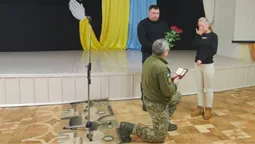 У громаді на Волині сестрі Героя передали посмертну державну нагороду (фото)