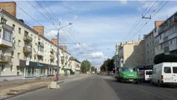 Бетонують, асфальтують: що коїться на проспекті Волі у Луцьку (фото)