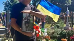 На Волині попрощалися із захисником Михайлом Водоносом (фото)