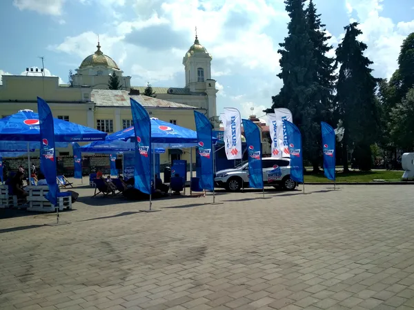 У центрі Луцька – «Pepsi-двіж» (фото)