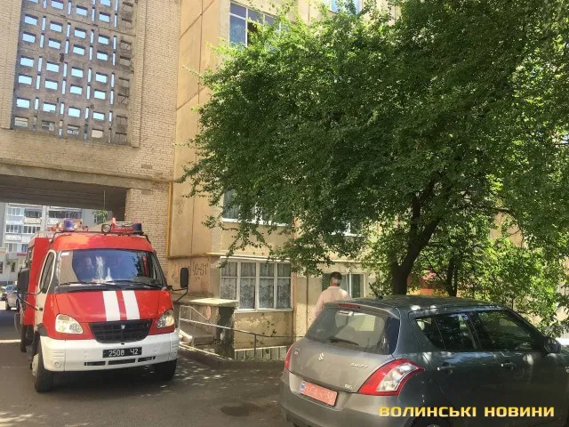 У Луцьку на Кравчука горіла квартира (фото)