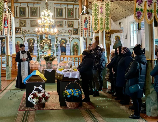 У Нововолинську провели в останню дорогу Валерія Яльницького (фото)