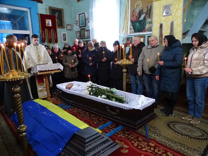 На Волині попрощалися із гранатометником Олегом Оменюком (фото)