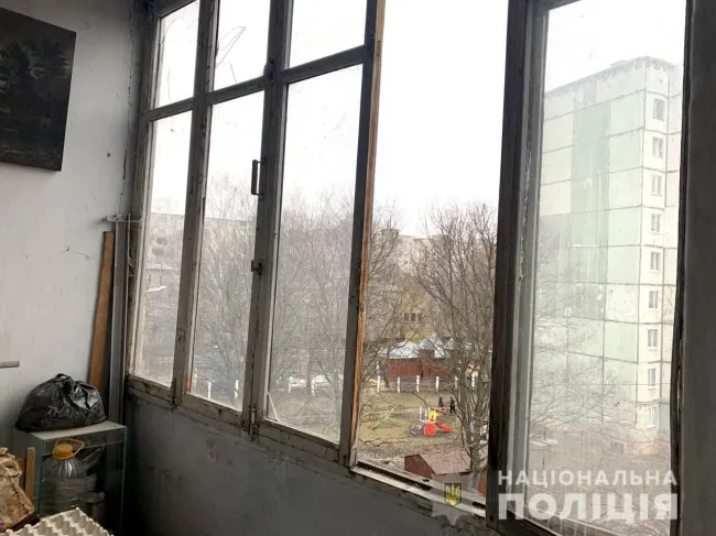 Здалися підозрілими: у Рівному чоловік застрелив двох перехожих (фото)