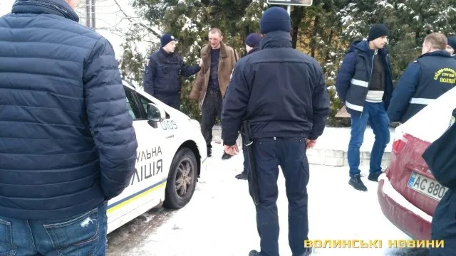 У Луцьку зловили п'янючого водія, який скоїв ДТП і втік (фото, відео)