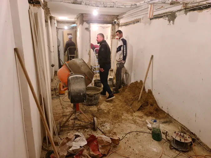 У Підгайцях ремонтують укриття на одному зі спортивних об’єктів (фото)