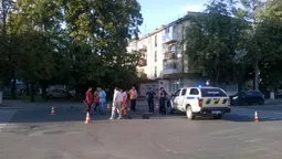 На Грушевського в Луцьку "просів" асфальт (фотофакт)