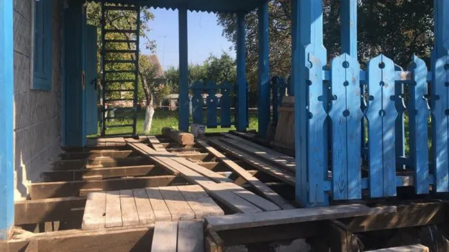 Показали, як реставрують «Лесині» будиночки в Колодяжному (фото, відео)