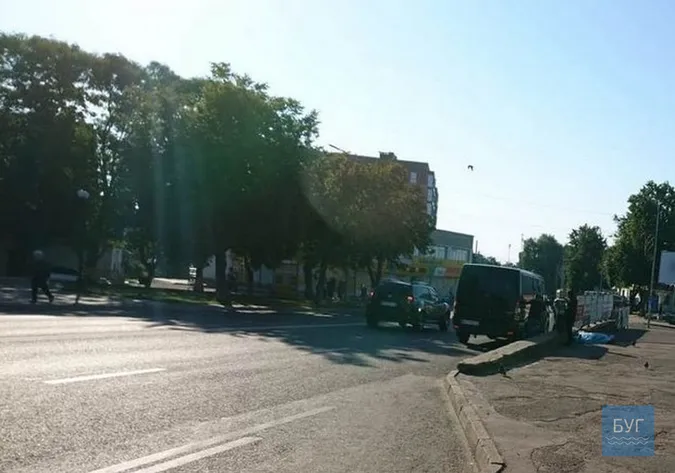 На автостанції у Володимирі-Волинському знайшли тіло чоловіка (фото)