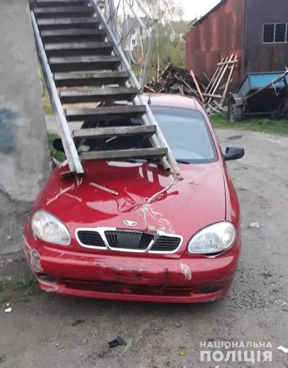 У волинянина з території підприємства викрали автомобіль
