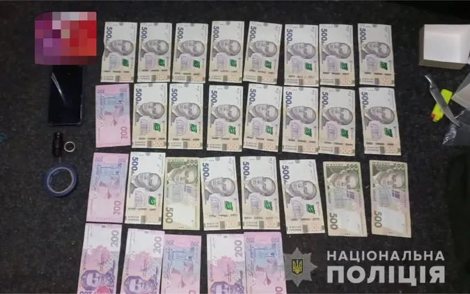На Волині затримали трьох молодиків, які торгували амфетаміном і альфа-PVP (фото, відео)