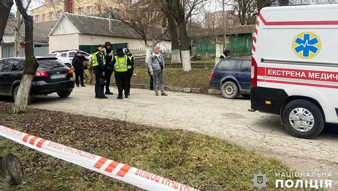 Фото з місця інциденту
