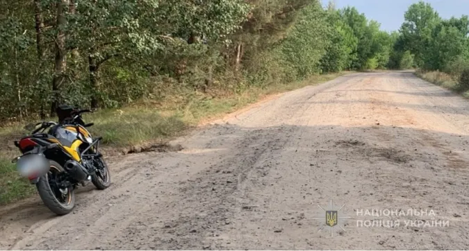 На Волині мотоцикл впав під час руху: травмувалися водій і пасажирка