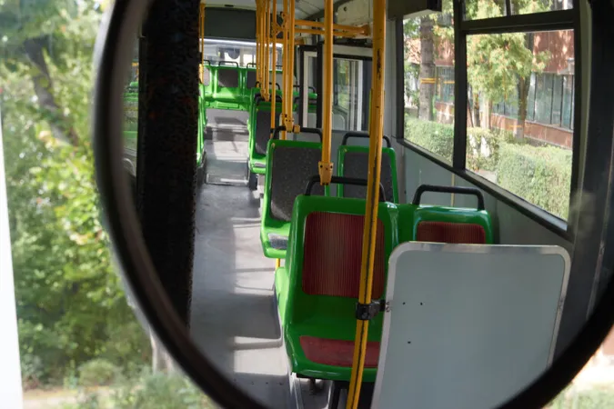 Польське місто подарувало Луцьку п'ять автобусів (фото)