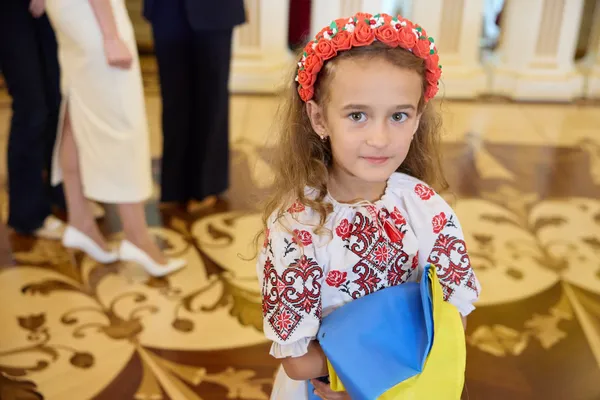 Президент відзначив доньку загиблого воїна волинської бригади (фото)