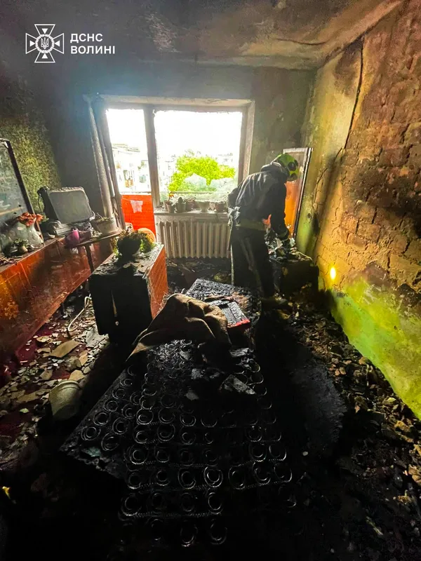 У Ковелі сталася пожежа у багатоповерхівці: власник квартири отримав опіки (фото)