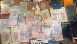 На Волині затримали двох чоловіків та жінку, які збували психотропи (фото)