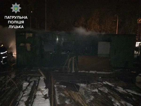 У Луцьку на території заправки «БРСМ» сталася пожежа 