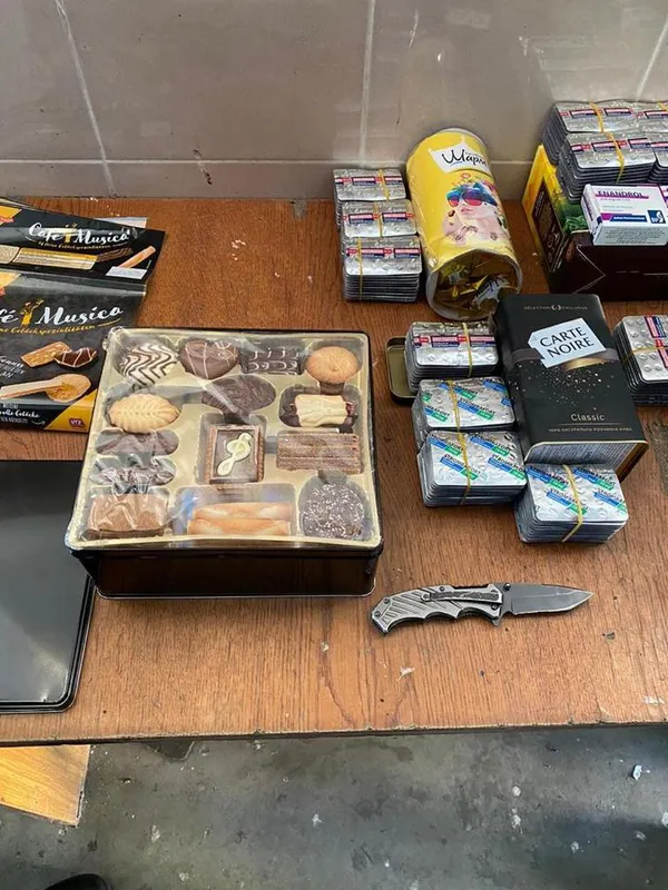 Хотів перевезти підпільно: волинські митники виявили в українця 14 тисяч пігулок