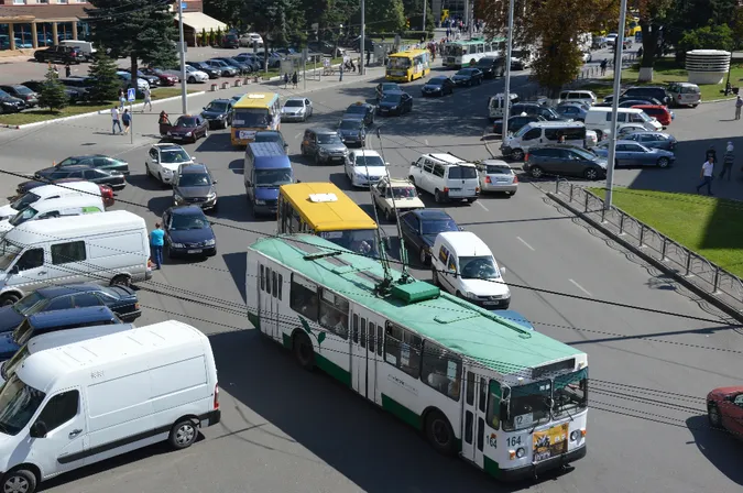 У Луцьку затори через мітингувальників (фото, відео)