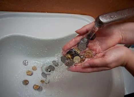 Хто в Луцьку найбільше боргує за воду?