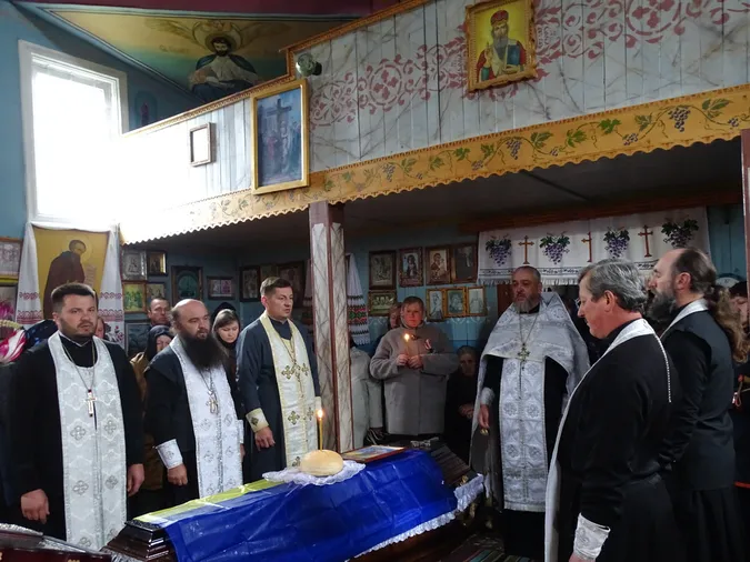 На Волині попрощалися із загиблим Сергієм Гречиною (фото)