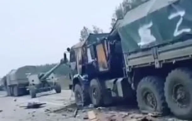 Під Сумами москалі кинули техніку, вбили цивільних і тікають на краденому авто до кордону