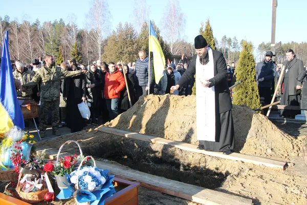 На Волині прощалися з молодим захисником Богданом Борисюком (фото)