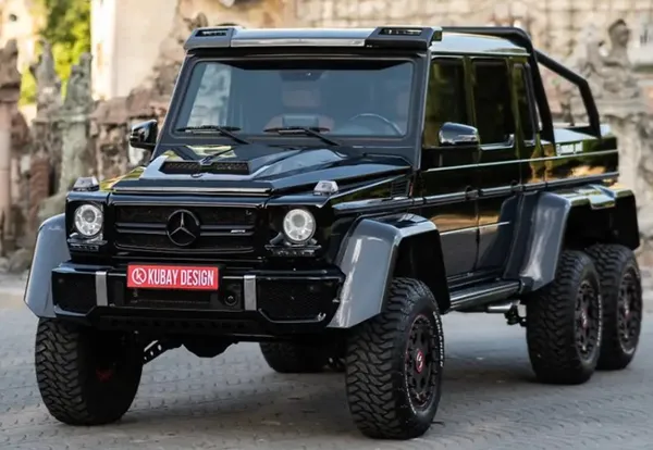 Mercedes-Benz G 55 AMG 6x6 Brabus
