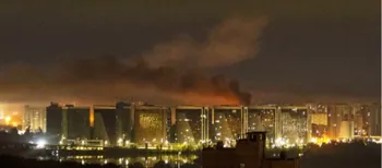 рф атакувала Київ балістикою і дронами: є загиблий, «прильоти» по Південному мосту, ТЦ і медзакладу