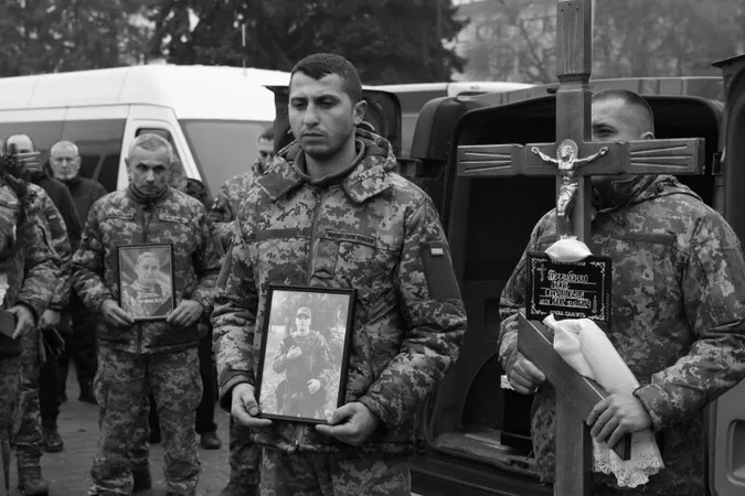 У Луцьку попрощалися з трьома загиблими на Донеччині військовими (фото)