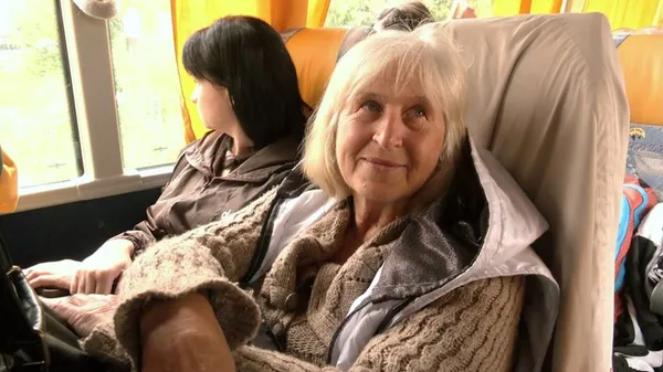 Щодня до 10 тисяч людей: на Волині збільшився пасажиропотік через кордон із Польщею (фото, відео)