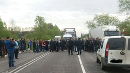 Волиняни перекрили трасу "Ковель-Ягодин" (фото) 